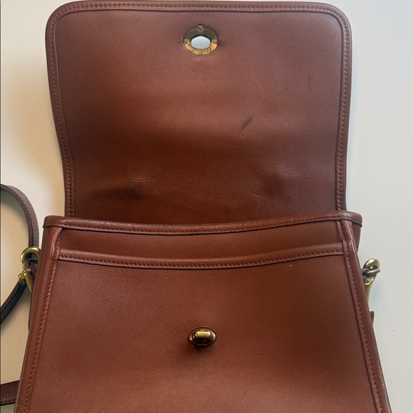 Vintage Coach crossbody. - Picture 5 of 8